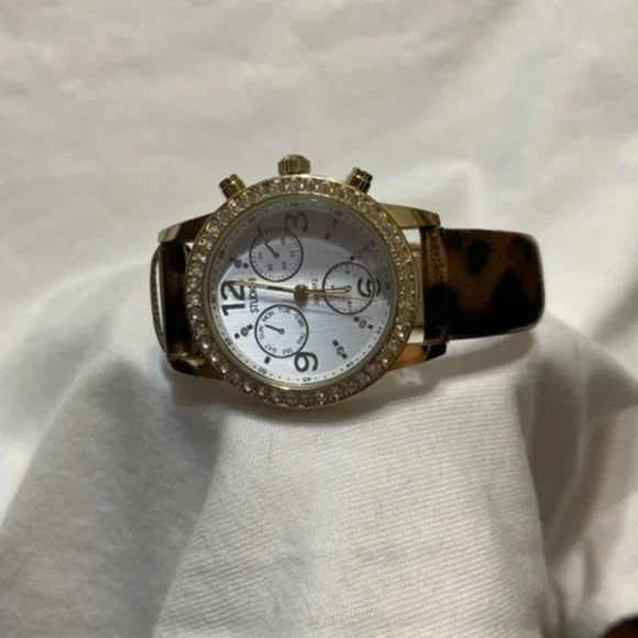 Studio Animal Halo Watch with Crystal Face - Picture 2 of 3